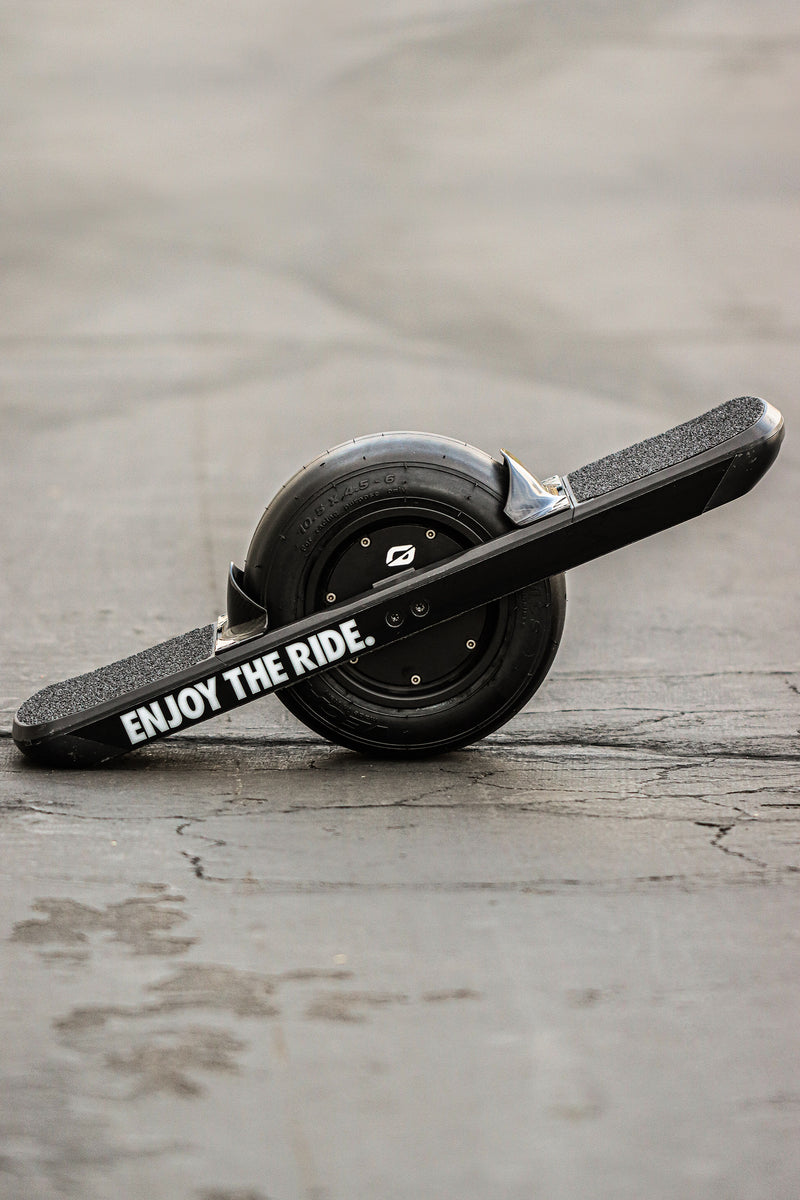 Carbon Fiber Half Fenders for Onewheel Pint & Pint X™ by Street Shred